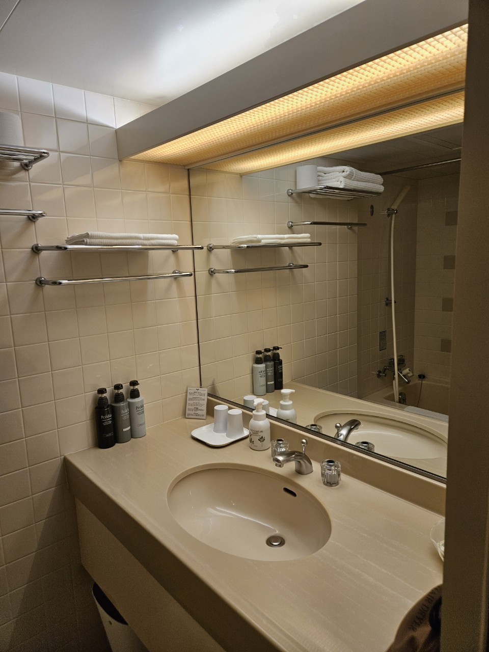 cb45fb1a4b83e7f3c898d19ac4515ced_1776044508_1955.jpg cb45fb1a4b83e7f3c898d19ac4515ced_1776044508_1955.jpg